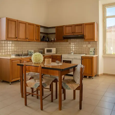 Home Central Apartment * Alghero